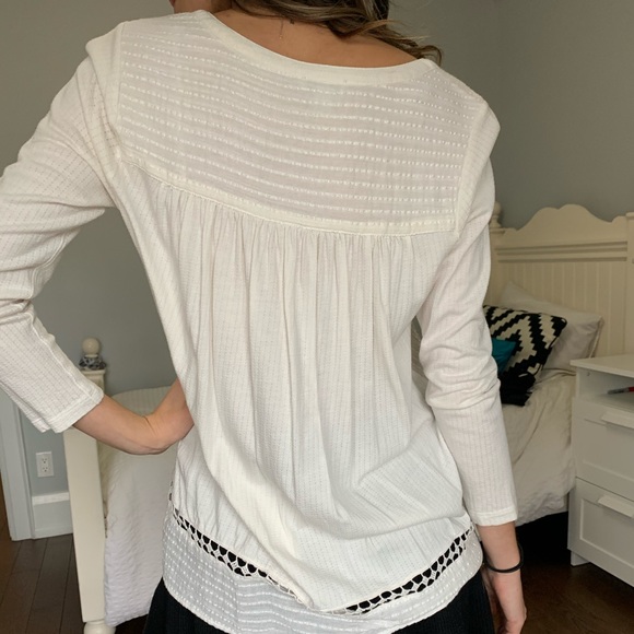 Women’s Vintage Blouse - Picture 4 of 5